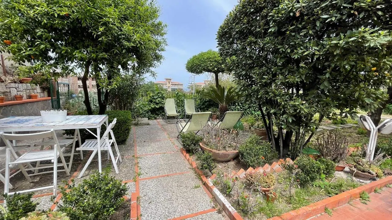 Lumachella B&B Cefalù 3*,  Italie