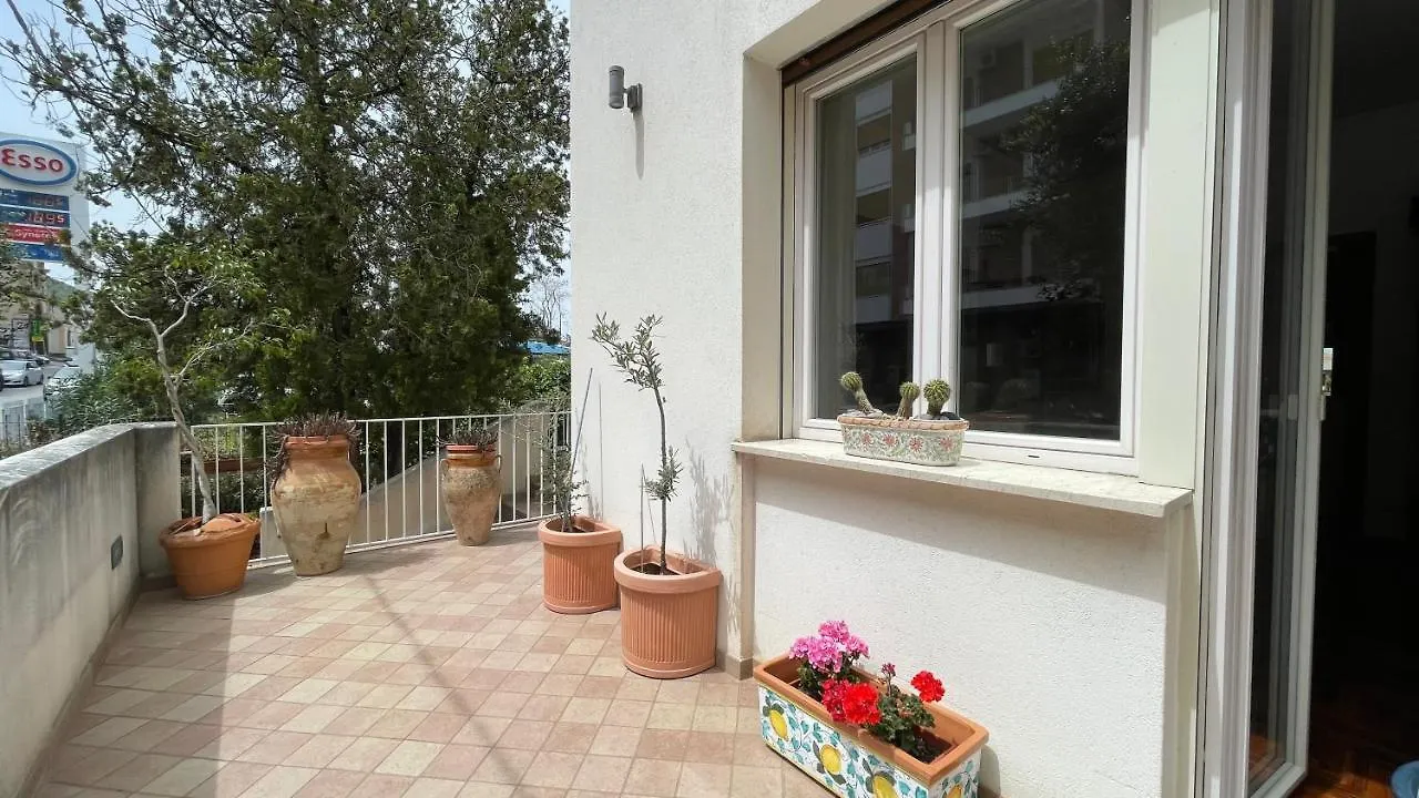 Lumachella B&B Cefalù Couette-café