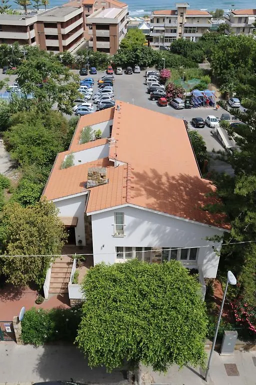 Lumachella B&B Cefalu Bed & Breakfast