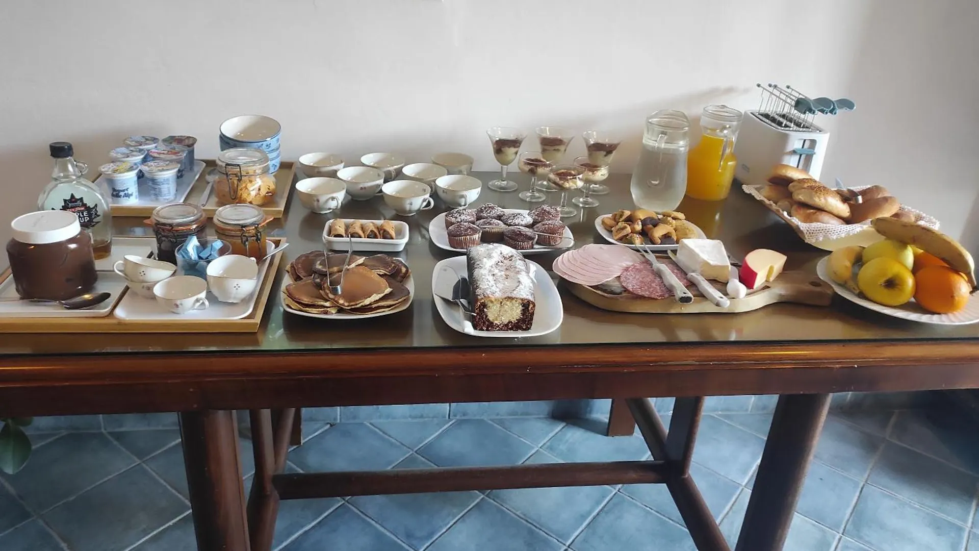 Lumachella B&B Cefalù Couette-café